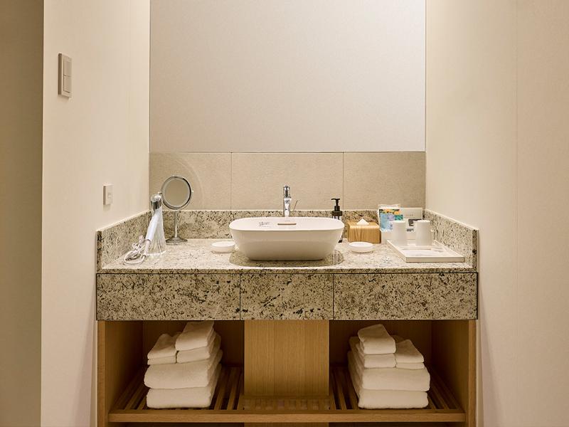 Keio Plaza Hotel Sapporo image