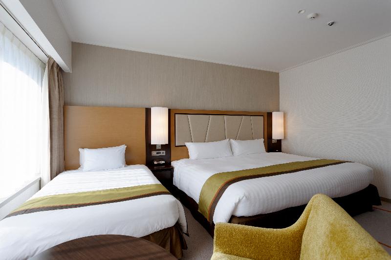 Stay in style at Keio Plaza Hotel Tokyo