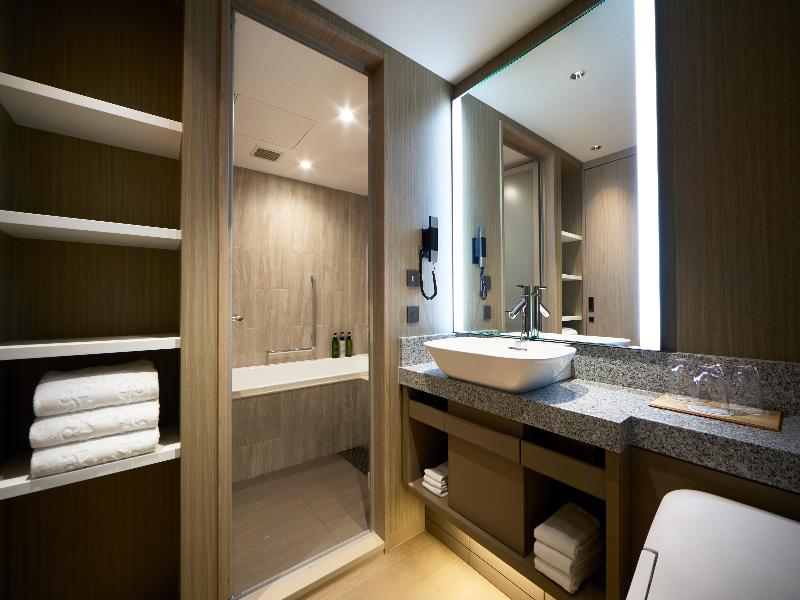 Keio Plaza Hotel Tokyo image