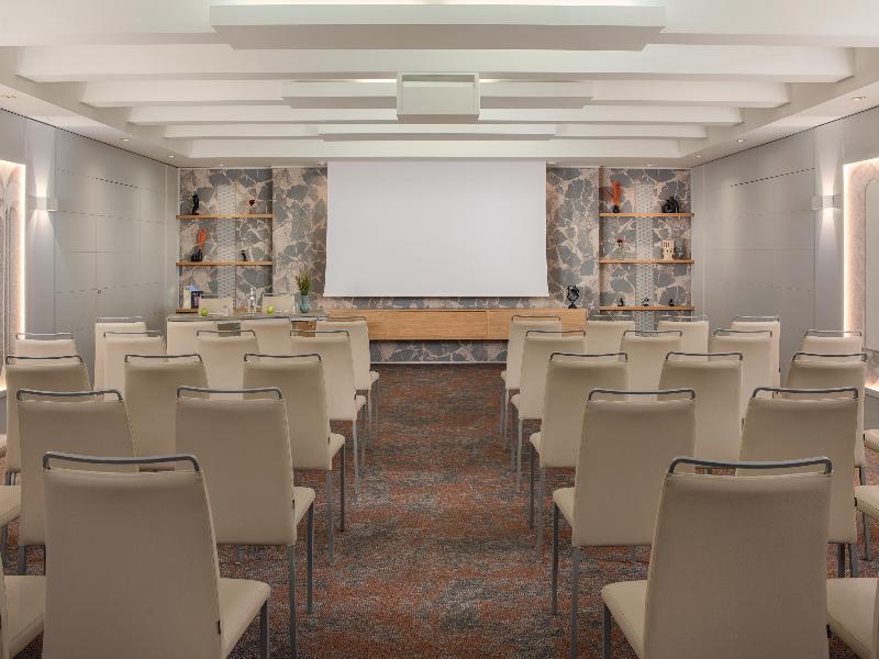 Stay in style at NH Firenze