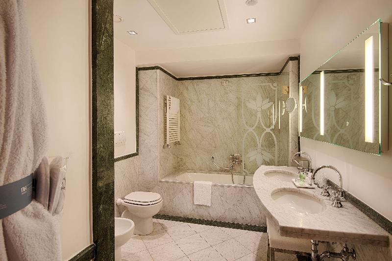 Stay in style at NH Firenze