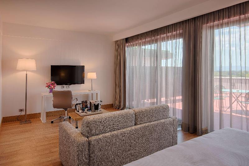 Stay in style at NH Firenze