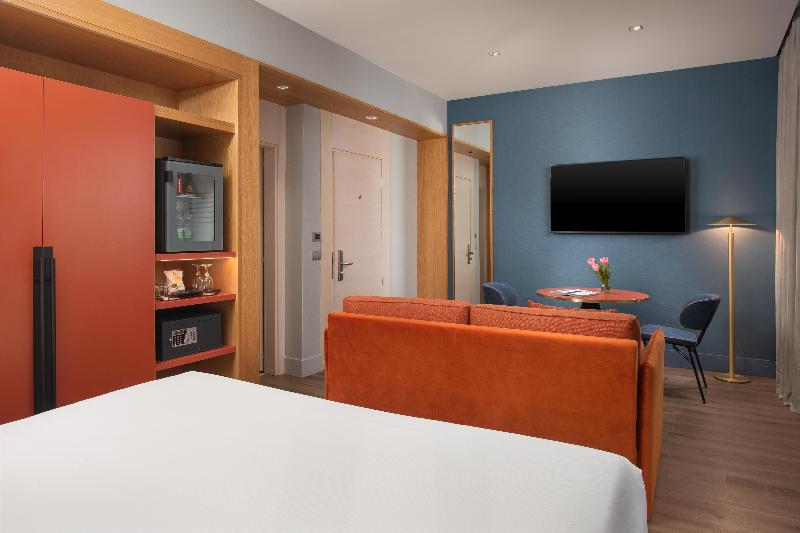 Stay in style at NH Firenze
