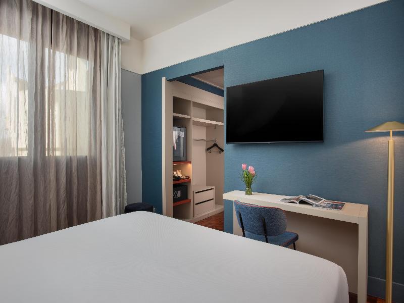 NH Firenze image