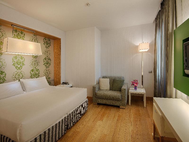 Stay in style at NH Firenze