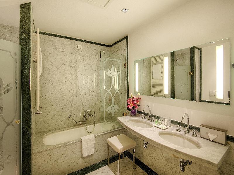Stay in style at NH Firenze