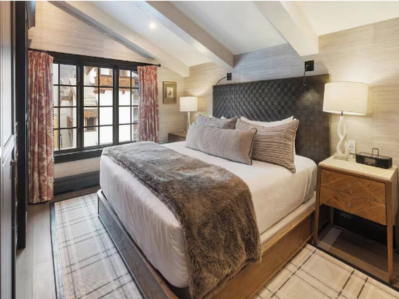 The Lodge at Vail, a RockResort by Vail Resorts image