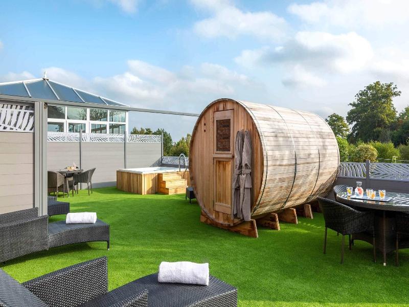 lion quays hotel  image