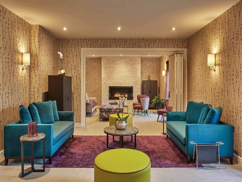 lion quays hotel  image