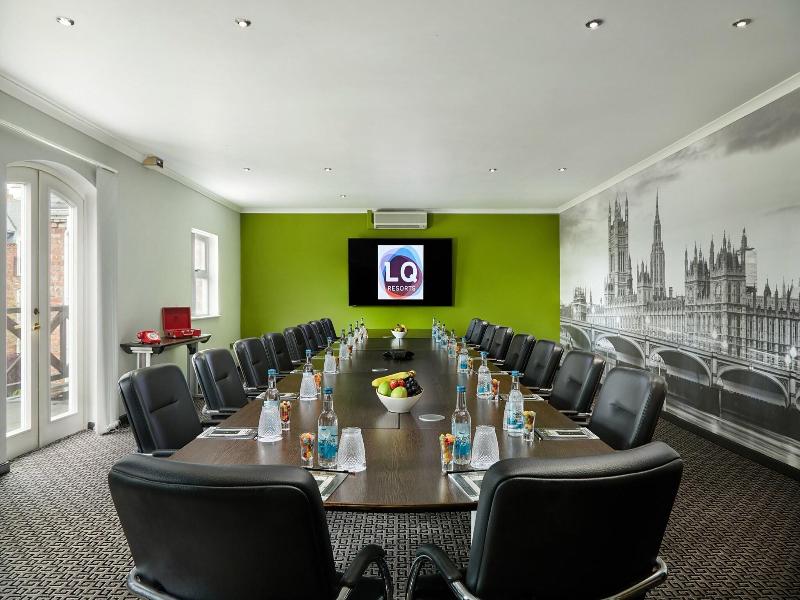 lion quays hotel  image