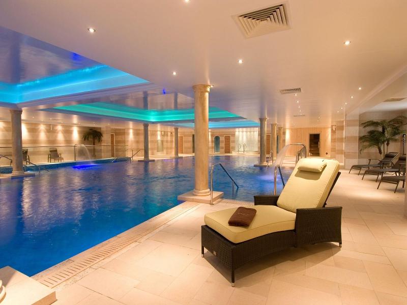 lion quays hotel  image