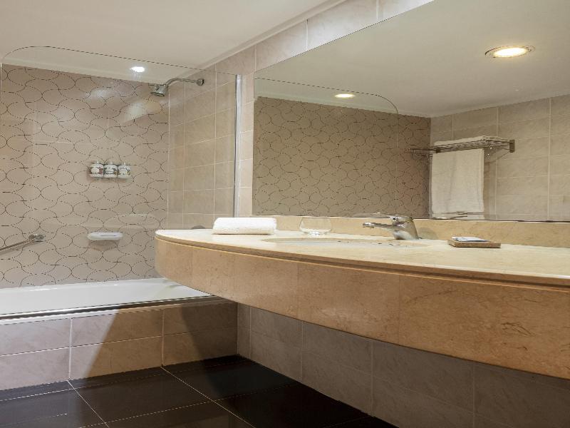 Argenta Tower Hotel and Suites image