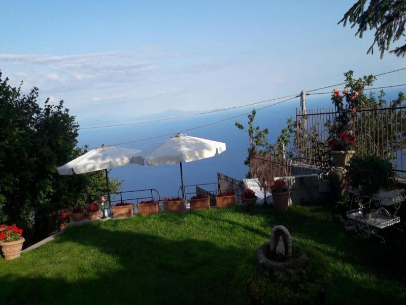 Nido Degli Dei image
