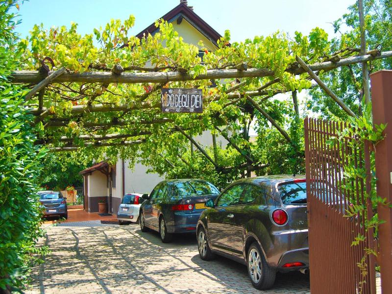 Nido Degli Dei image