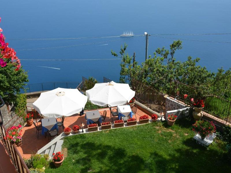 Nido Degli Dei image
