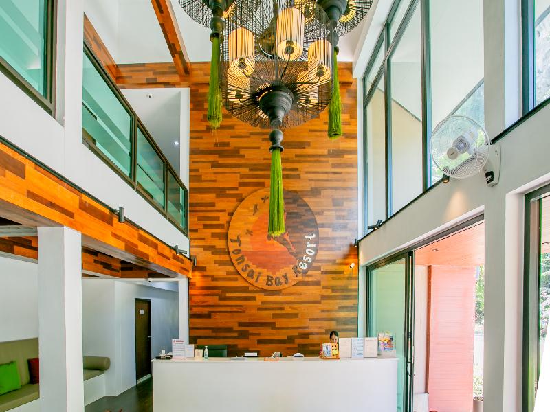 Tonsai Bay Resort image