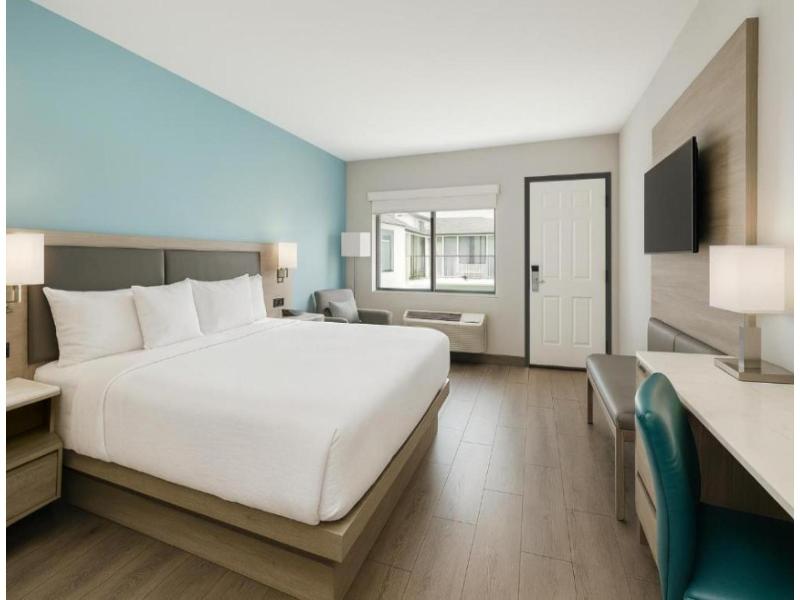 Travelodge by Wyndham LAX South image
