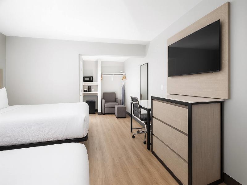 Travelodge by Wyndham LAX South image