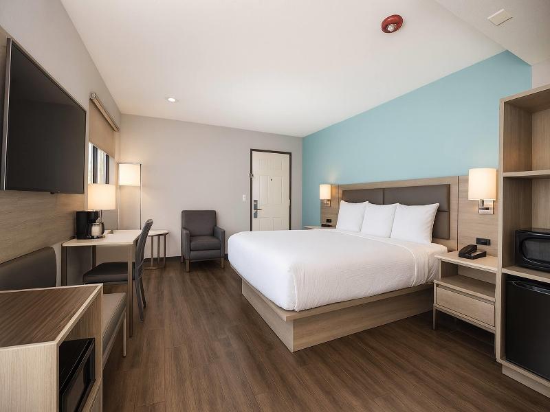 Travelodge by Wyndham LAX South image