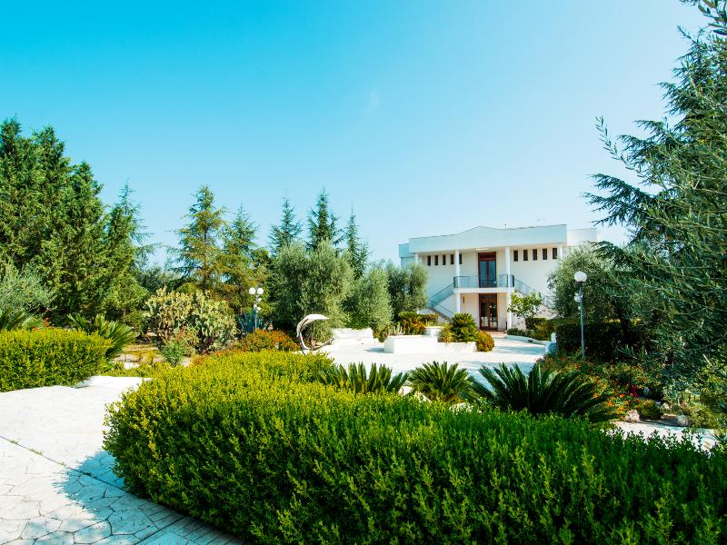 Giardino Degli Ulivi Resort Masseria image