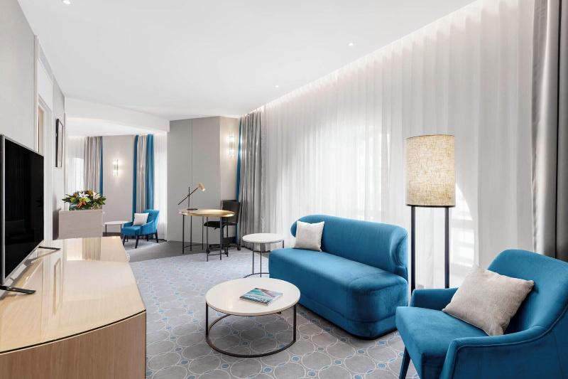 Stay in style at Paradox Sydney