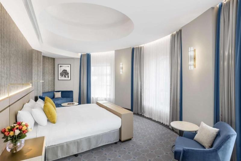 Stay in style at Paradox Sydney