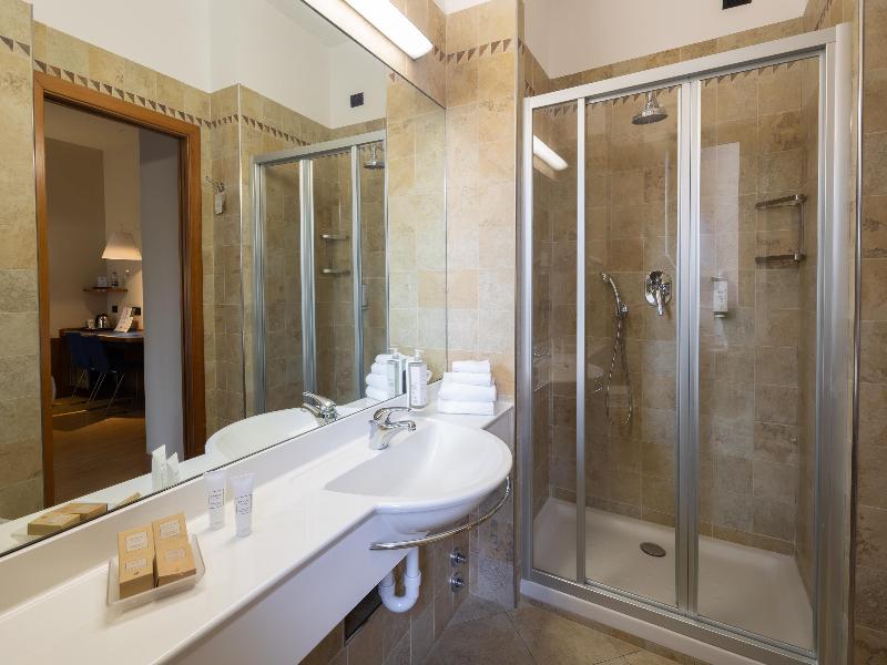 Best Western Hotel Luxor image