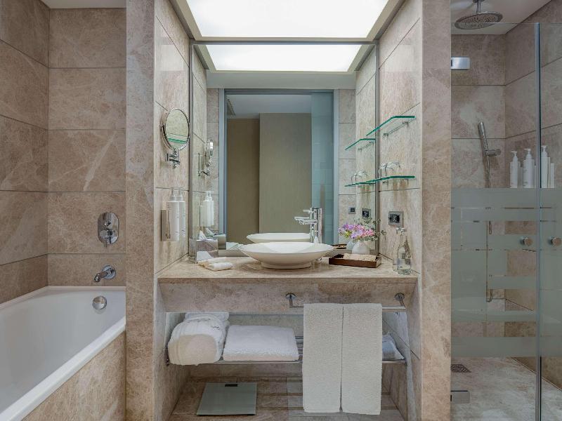Swissotel Buyuk Efes Izmir image