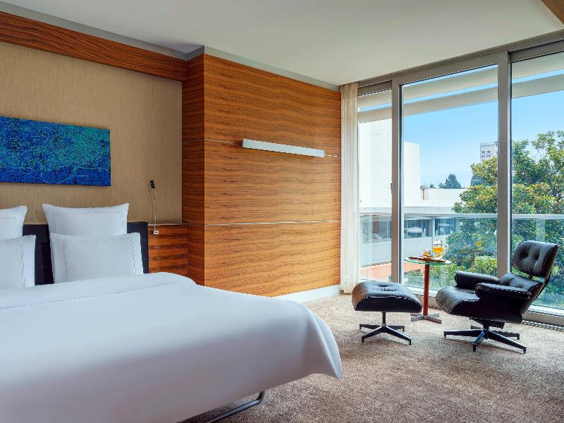 Swissotel Buyuk Efes Izmir image