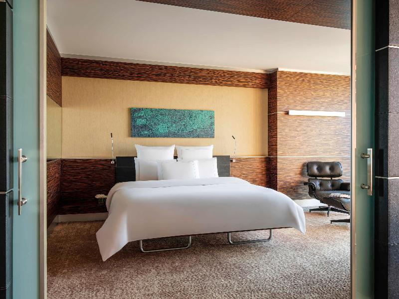 Swissotel Buyuk Efes Izmir image