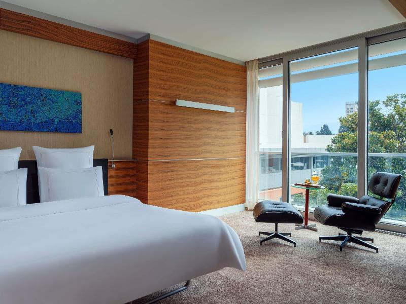 Swissotel Buyuk Efes Izmir image