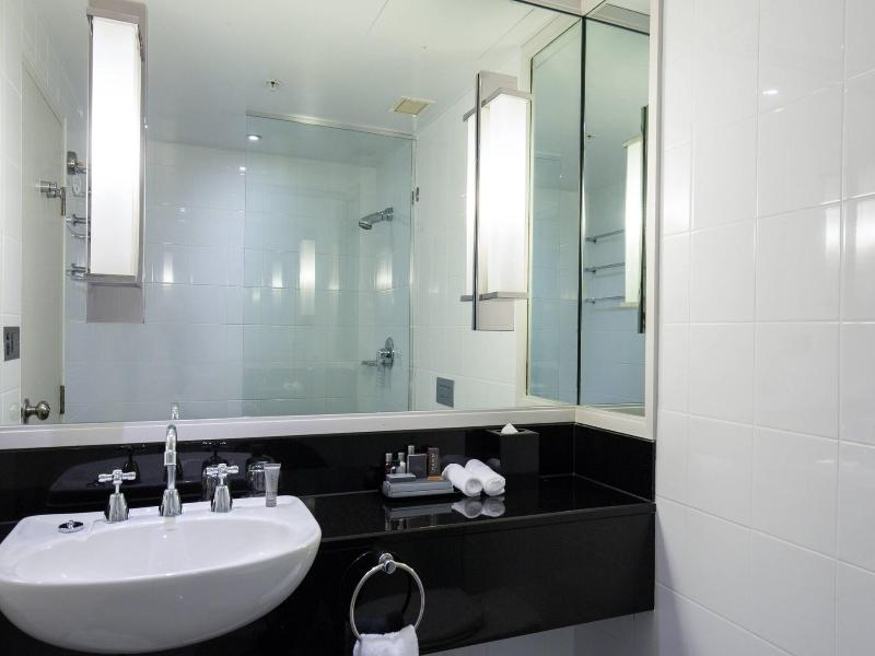 Sydney Harbour Marriott Hotel at Circular Quay image