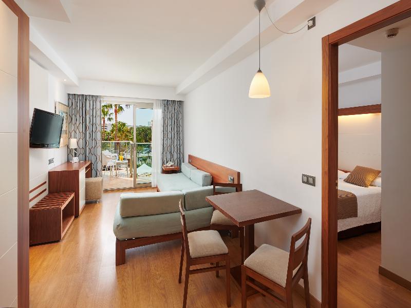 Hipotels Cala Millor Park image