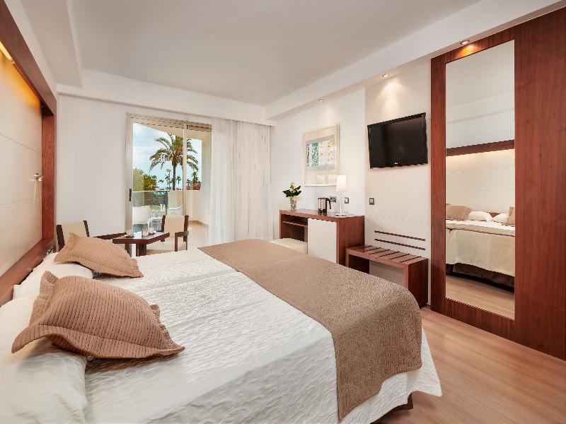 Hipotels Cala Millor Park image