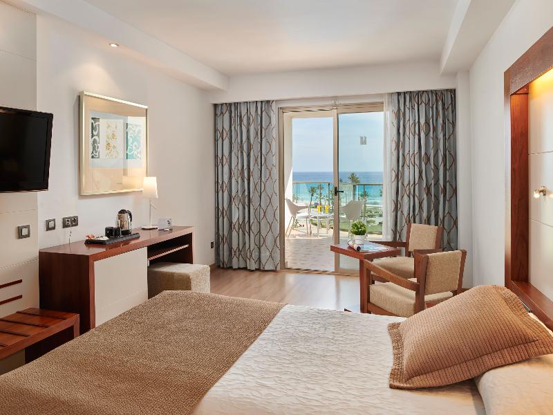 Hipotels Cala Millor Park image