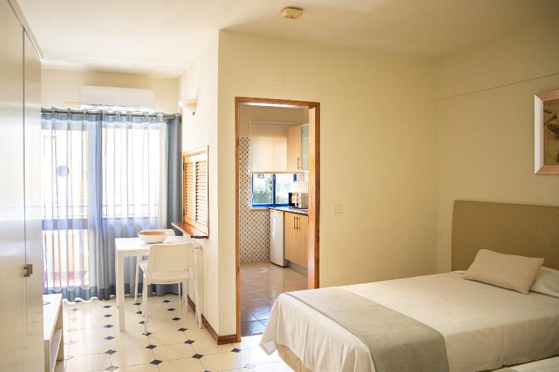 Rio Apartamentos by Garvetur image