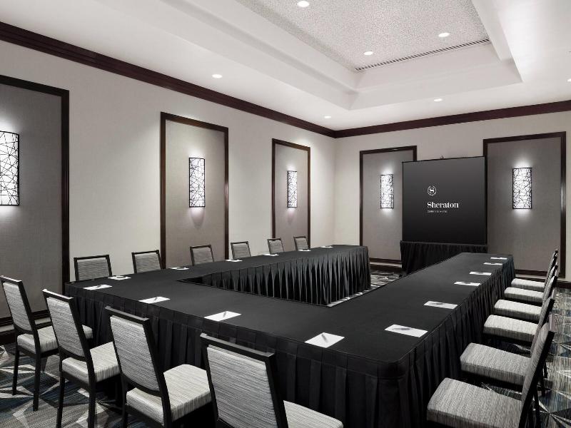Sheraton Cerritos Hotel image