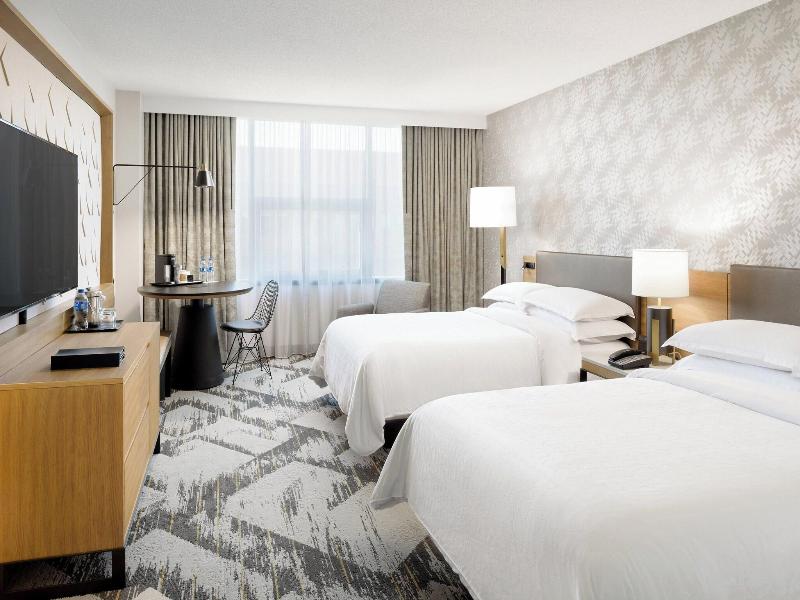 Sheraton Cerritos Hotel image