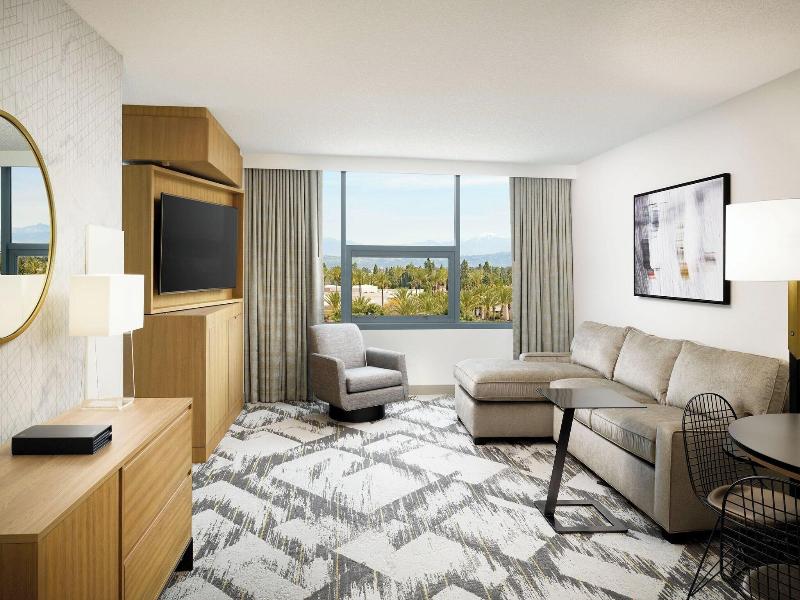 Sheraton Cerritos Hotel image