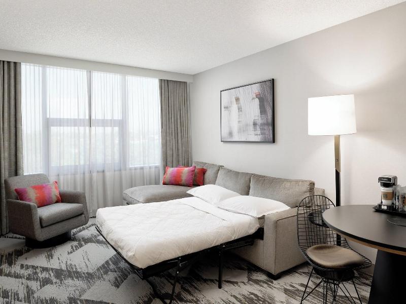Sheraton Cerritos Hotel image
