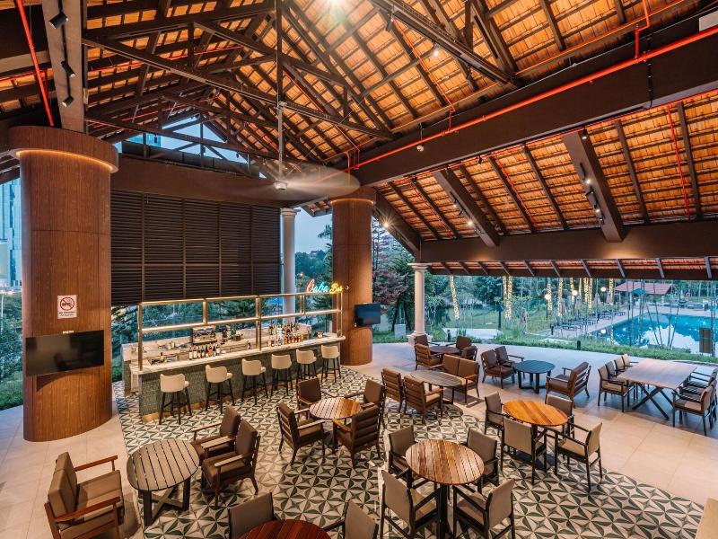 Palm Garden Hotel IOI Resort image