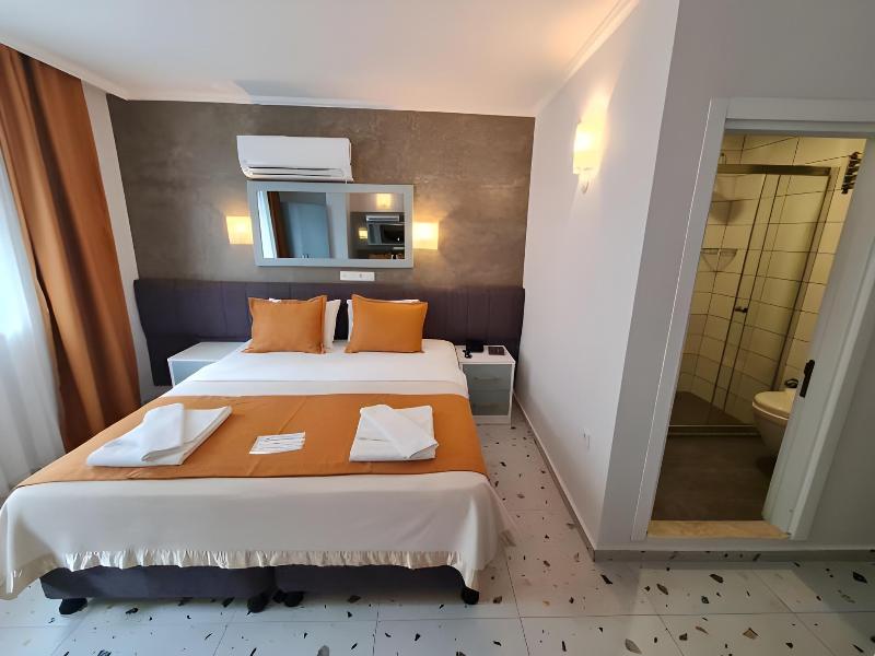 Tonoz Beach Hotel image