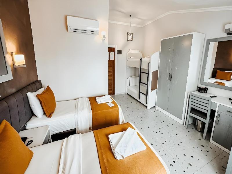 Tonoz Beach Hotel image