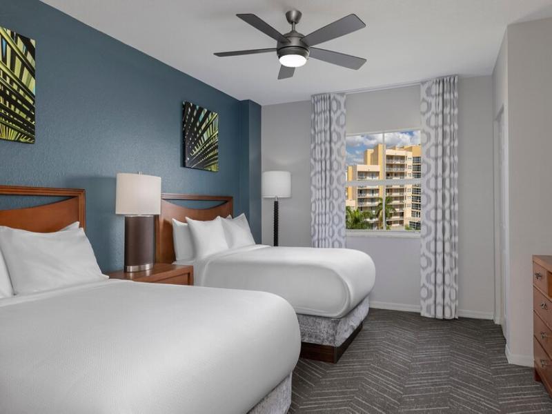 Club Wyndham Palm-Aire image