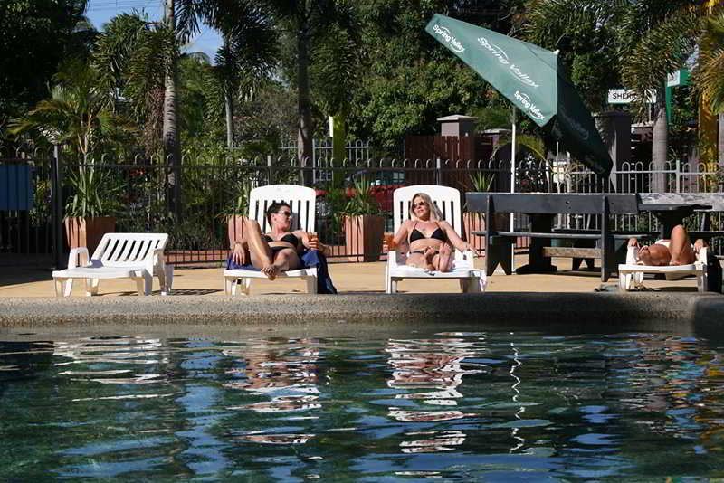 Cairns Beach House — photo 2