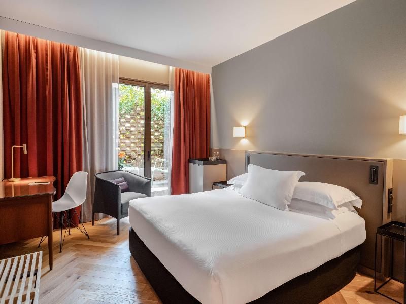 Alexandra Barcelona, Curio Collection by Hilton image