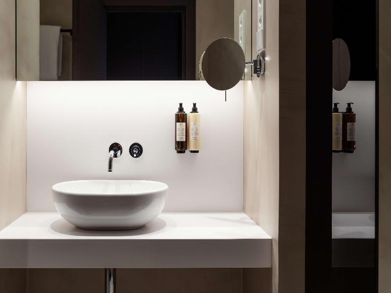 Alexandra Barcelona, Curio Collection by Hilton image