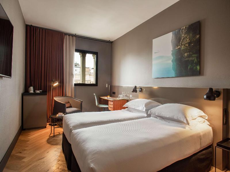 Alexandra Barcelona, Curio Collection by Hilton image