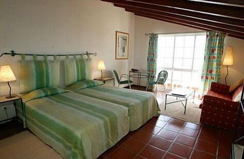 Quinta Mae Dos Homens Garden Village image