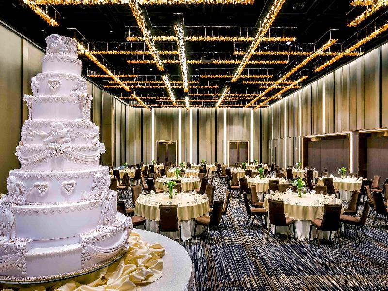 Pullman Bangkok King Power image